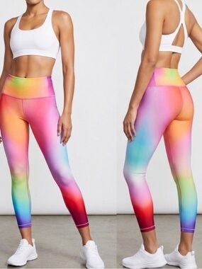 Athleta /// Women’s Love Proudly 7/8 Tight Leggings - Size Small